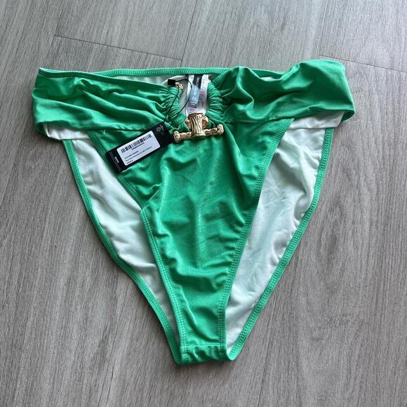 Plus Size Swim Bottoms NWT Pretty Little Thing - Picture 2 of 3